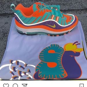 Meet your Posher, Felipe